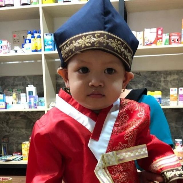 Mũ hanbok cho bé trai nơ phía sau