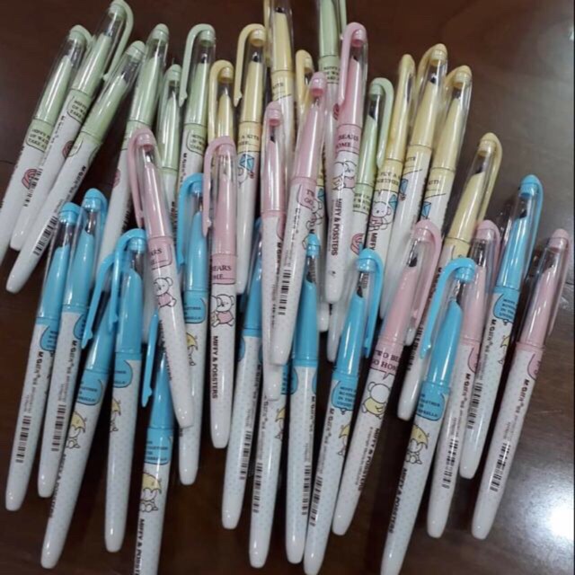 Bút máy ngòi trơn