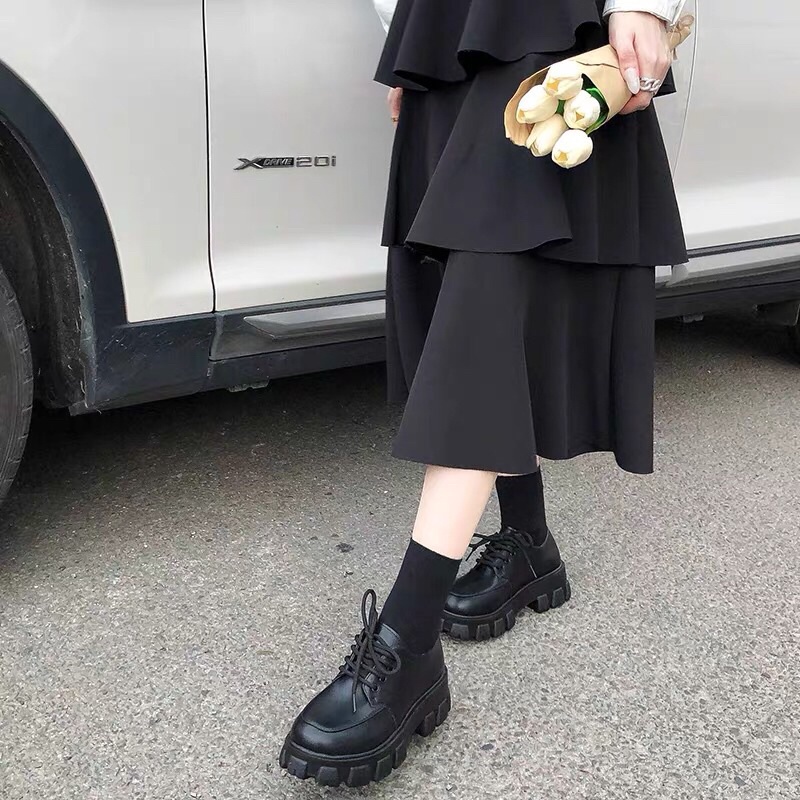 Giày oxford đế răng cưa loại cổ ngắn 2 loại da bóng lì