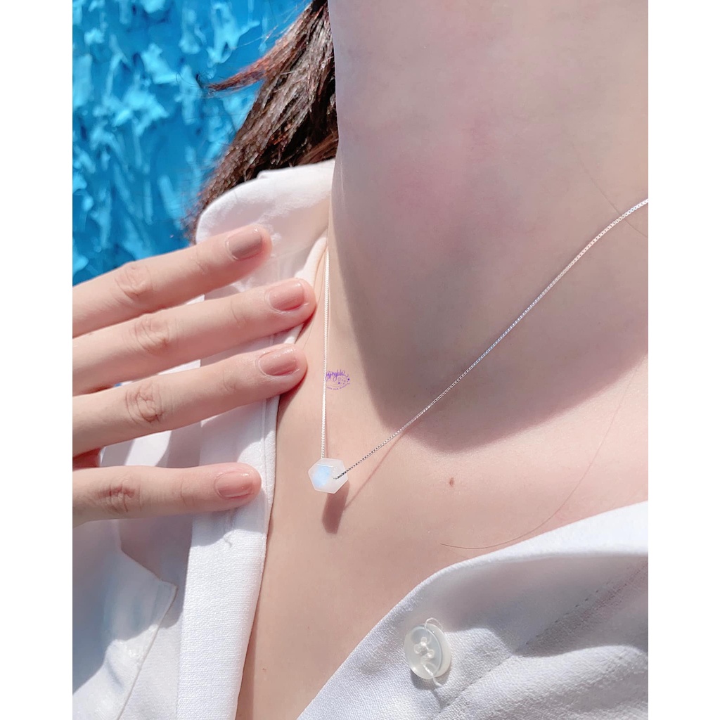 Dây Chuyền Xỏ Ngang Đá Ánh Trăng Thiên Nhiên Phong Thủy May Mắn Không Kị Mệnh SP004208 Gypsy.lala