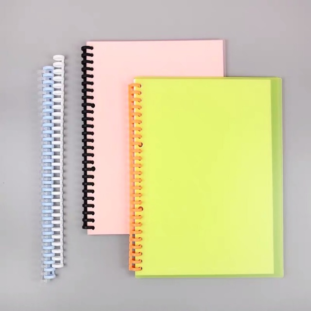 Binder và bìa cứng làm sổ planner còng