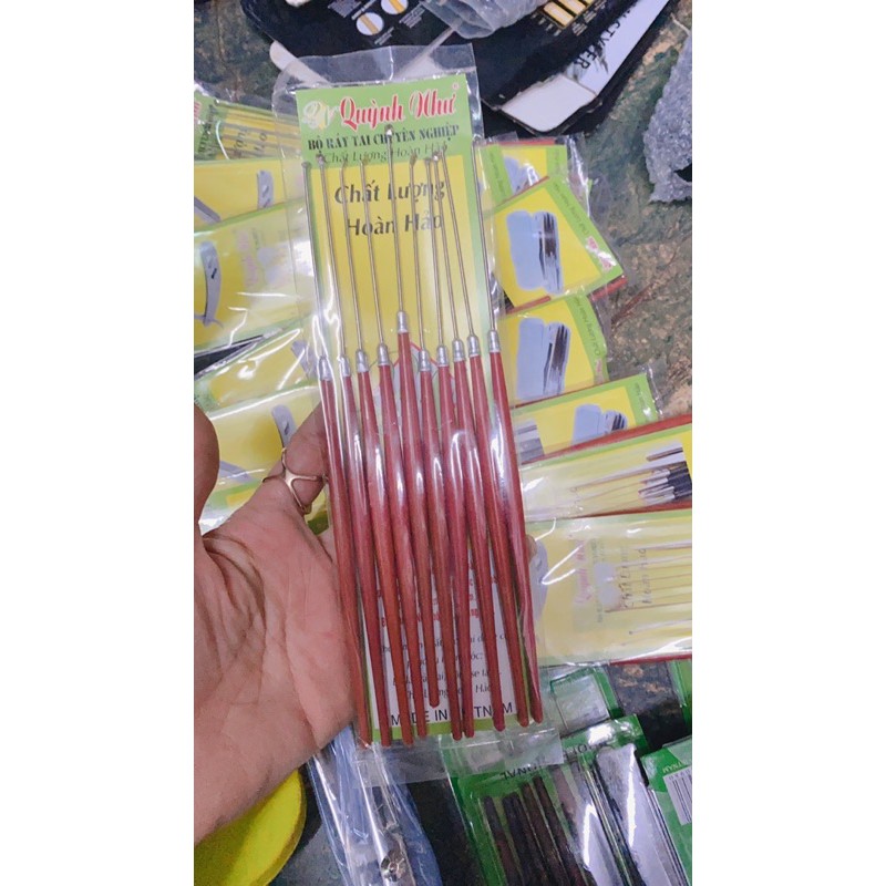 Cây ráy tai sắt
