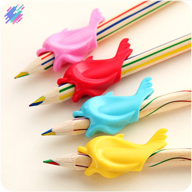 Set 5 đồ bọc bút chì silicon hình cá heo để bé cầm bút đúng cách