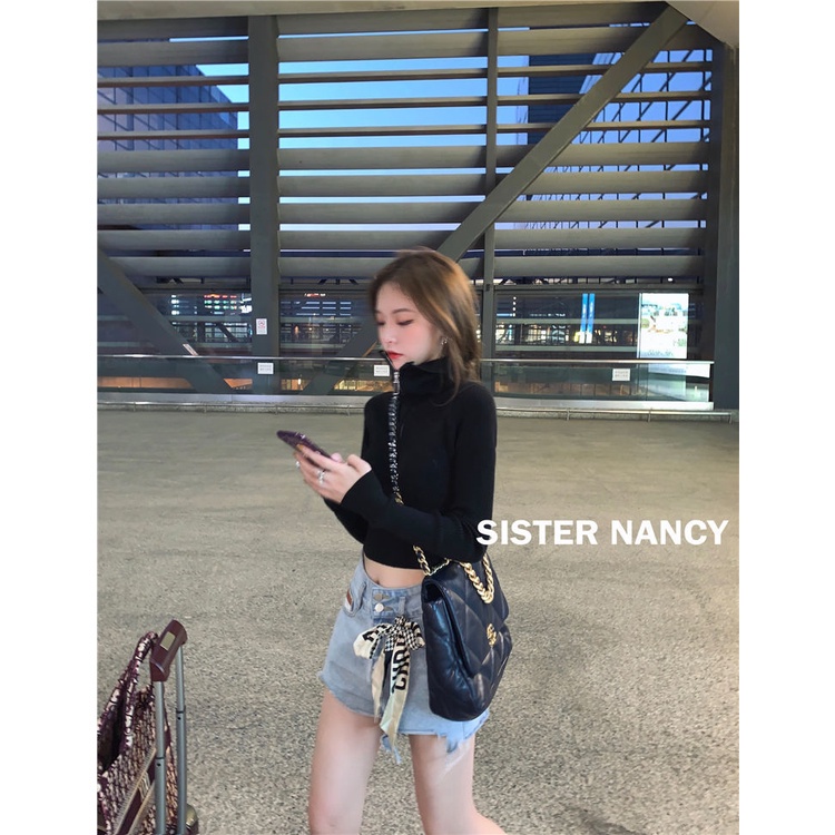 Áo Croptop Tay Dài Cổ Polo Dáng Ôm Thời Trang Cho Nữ | BigBuy360 - bigbuy360.vn
