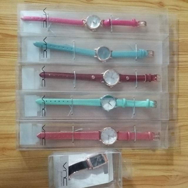 - Đồng Hồ Nữ VINCCI