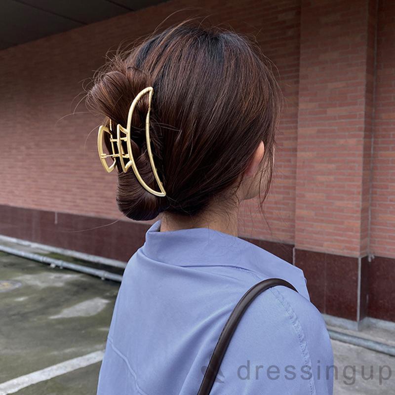 Kẹp tóc hàm cá mập hỗ trợ rửa mặt màu sắc đơn giản dành cho nữ
