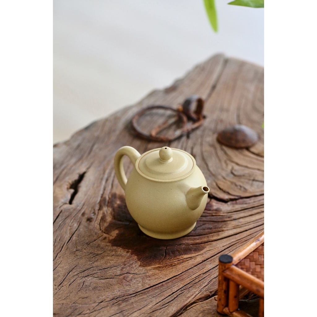 Ấm Tử Sa Nghi Hưng Ngọc Châu 140 ml (Bổn Sơn Lục)