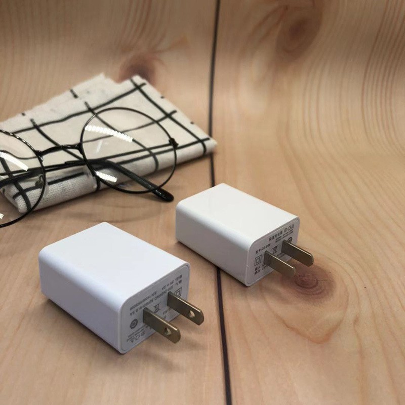 Cục sạc điện thoại nhanh 5V 2A