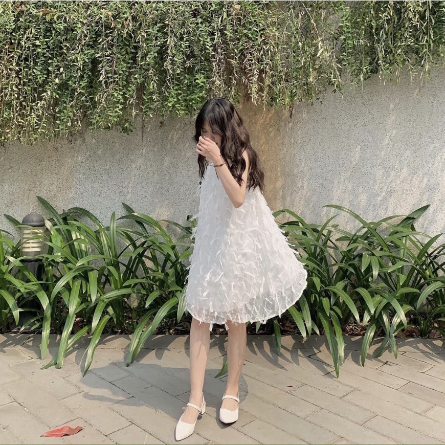 ĐẦM YẾM LÔNG VŨ TRẮNG KEM