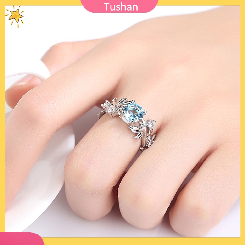 Nhẫn đính kim cương giả thời trang cho nữ