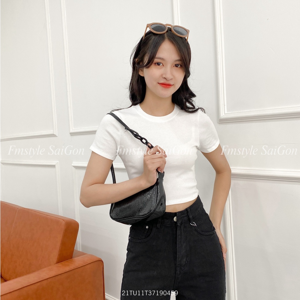 Áo thun tay ngắn VM STYLE trơn croptop, áo phông nữ cộc tay thời trang ulzzang Hàn Quốc 21TU11T371904