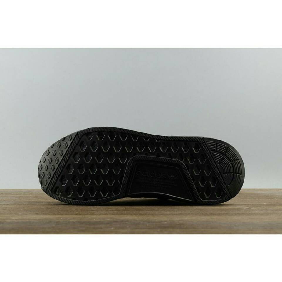 Giày Thể Thao Adidas Nmd R1 Triple Black S31508 100% Ori