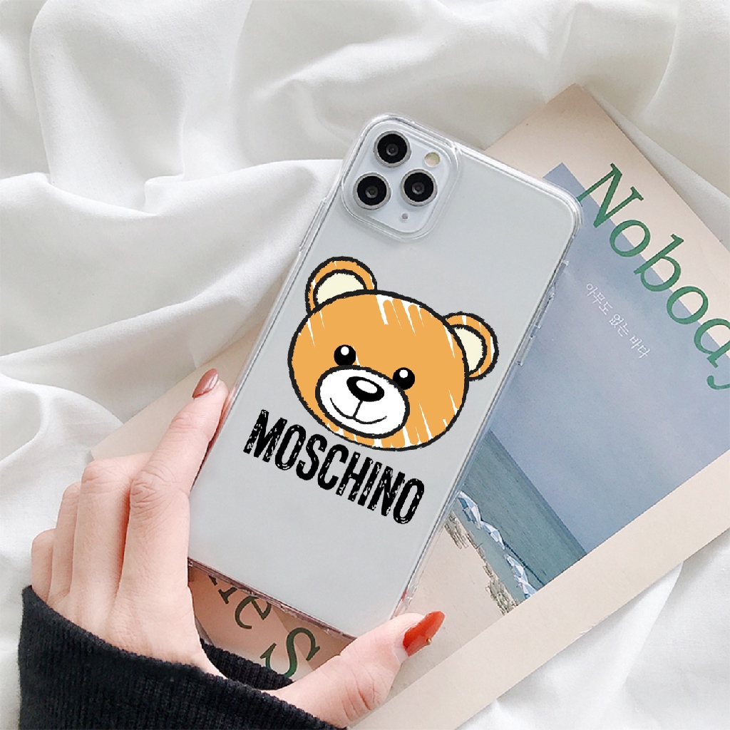 Ốp lưng iphone gấu moschino trong 5/5s/6/6plus/6s/6splus/7/7plus/8/8plus/x/xr/xs/11/12/pro/max/plus/promax - Awifi Q6-1