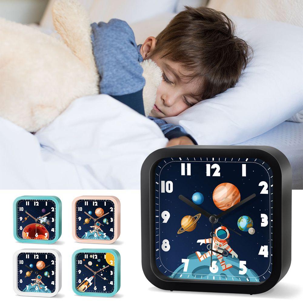 Đồng Hồ Báo Thức Để Bàn Không Gây Tiếng Ồn Họa Tiết Hoạt Hình Cho|Phụ Kiện Trang Trí Nội Thất Xinh Xắn Chất Lượng