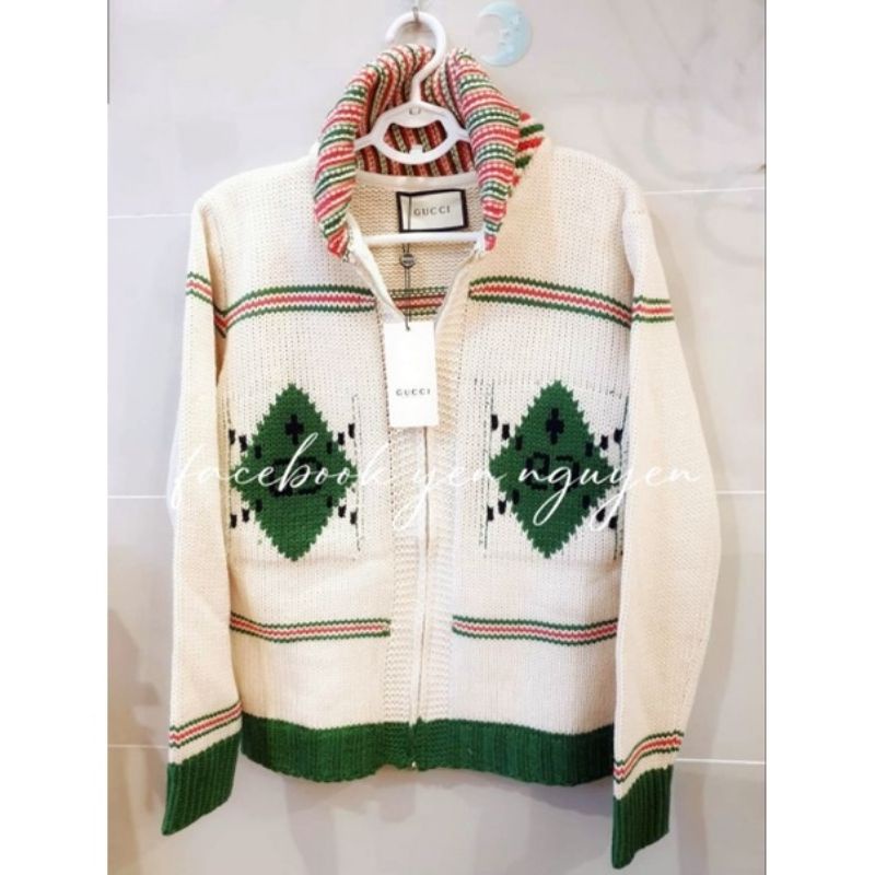 QUẾ CHI BOUTIQUE ⤑Áo Cardigan len Guc.Ci có mũ phối màu cá tính ⇿〈Giá gốc 590〉