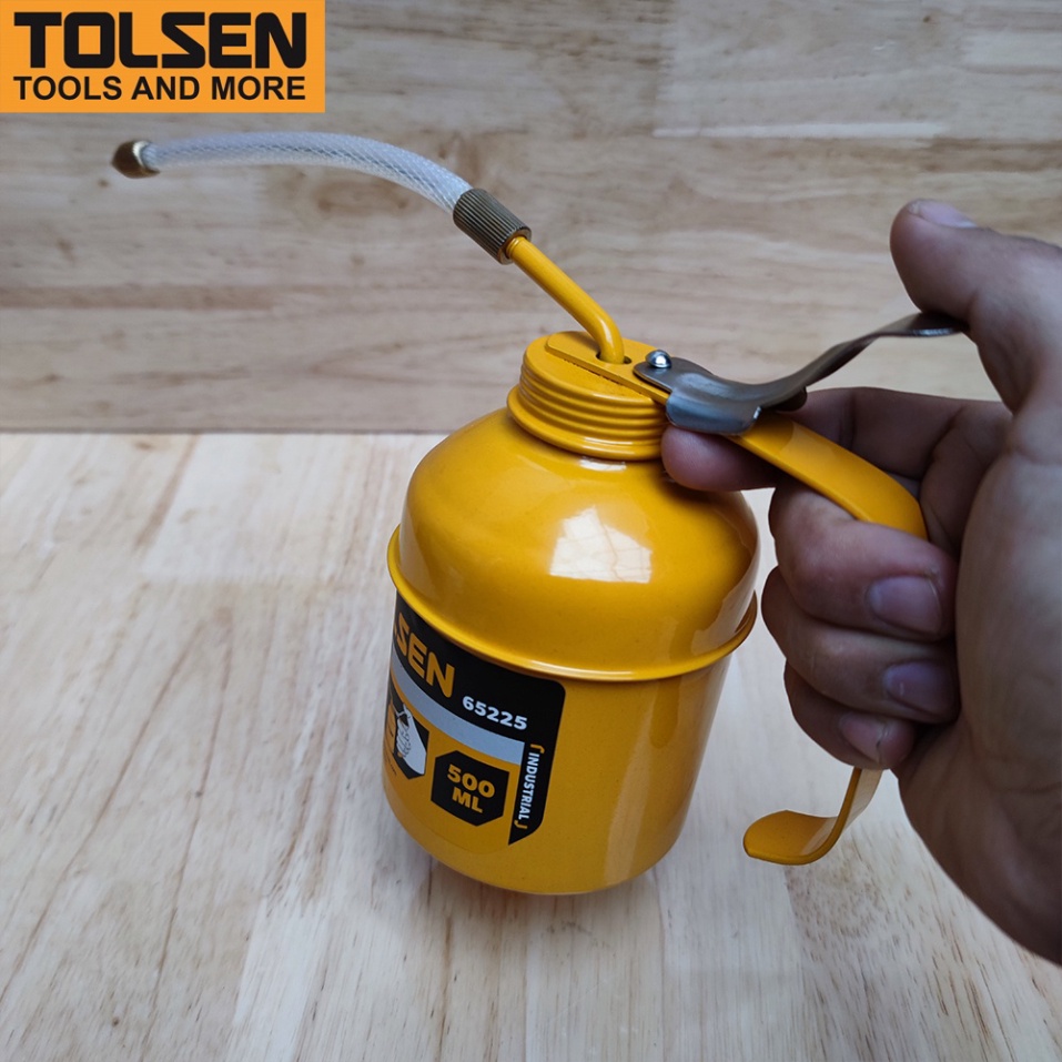 Bình bơm dầu nhớt TOLSEN 65223 300ml, 65225 500ml Oil Can