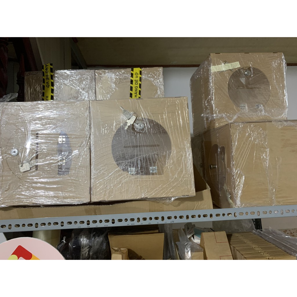 THÙNG PHIẾU MICA ĐÀI LOAN DÀY 2MM- KT: 20X20X20CM - GIA CÔNG THEO YÊU CẦU