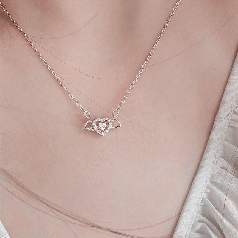 Vòng cổ Hợp Kim Mặt Trái Tim Và Đôi Cánh Đính Đá Thời Trang Cho Nữ