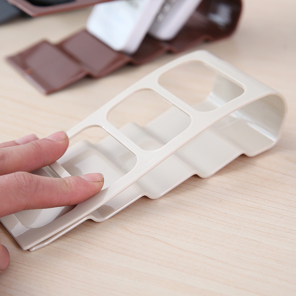 Giá Đỡ Điều Khiển TV / Điện Thoại Để Bàn 4 Ngăn Tiện Lợi