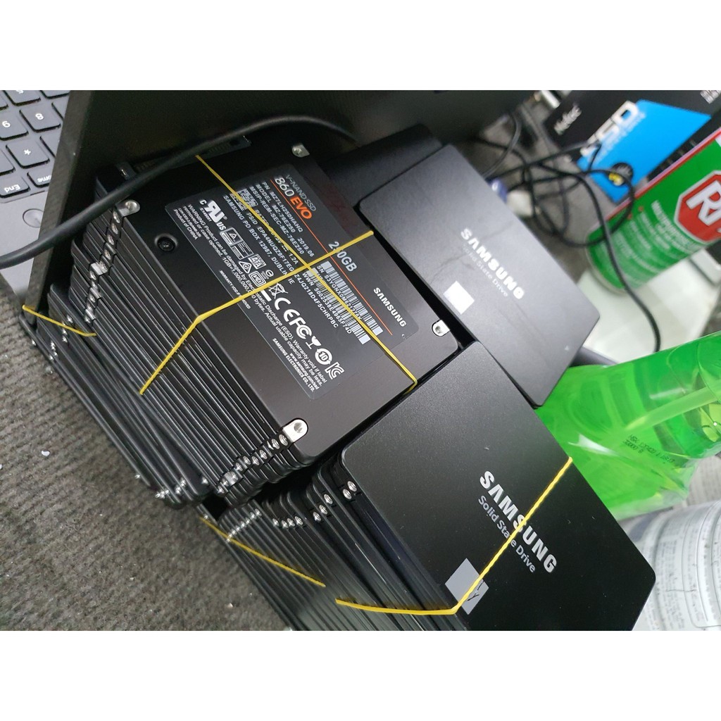 Bán SSD 250G EVO 860 và samsung PM871B 256Gb hàng tháo máy đẹp như mới . | BigBuy360 - bigbuy360.vn