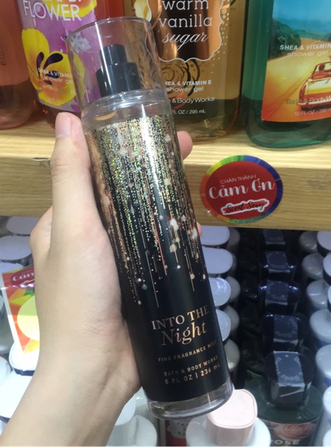 Xịt thơm Bath and Body Works - Into the Night ( 236mL )