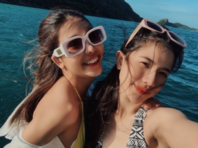 Kính mát thời trang nữ phong cách retro cao cấp. | BigBuy360 - bigbuy360.vn