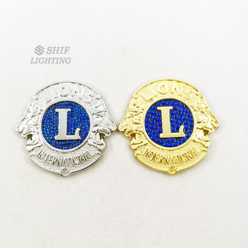 1 x Logo Kim Loại Hình Logo Vua Sư Tử Quốc Tế Trang Trí Xe Hơi