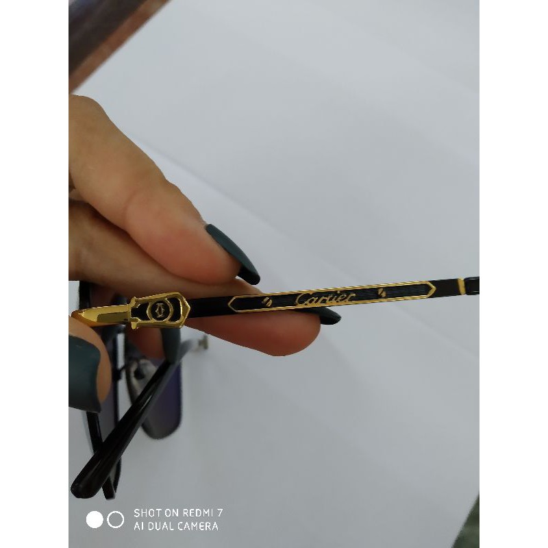 Kính mát cartier mắt polarized của Italy
