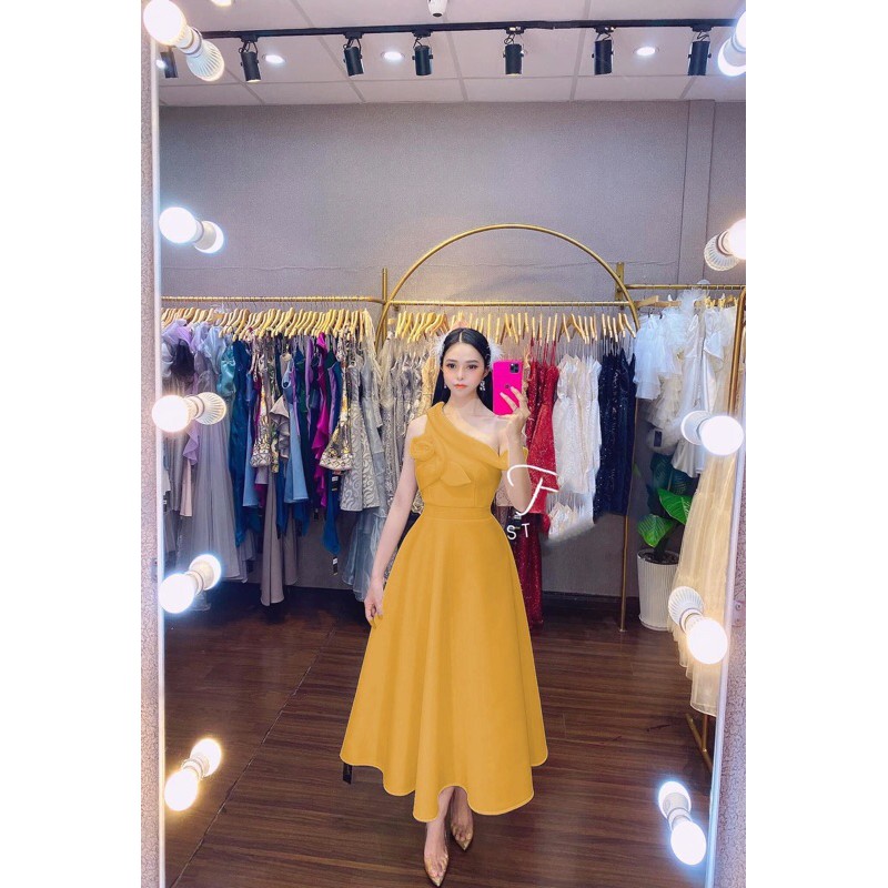 Đầm xoè dự tiệc lệch vai hoa nổi chất poly có dãn TRIPBLE T DRESS - size M/L -MS257V