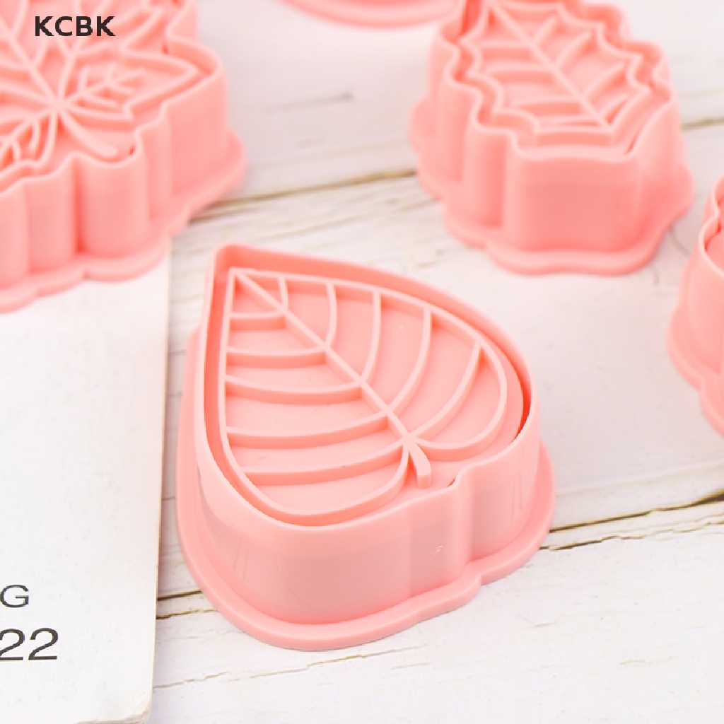 Set 8 Khuôn Nhấn Làm Bánh Quy Hình Lá 3D