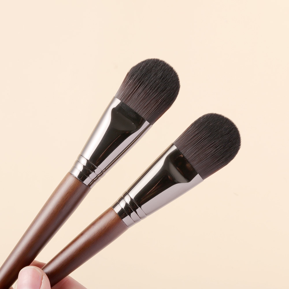 Set 4 cọ trang điểm OVW XQ346N42 chất lượng cao tiện dụng