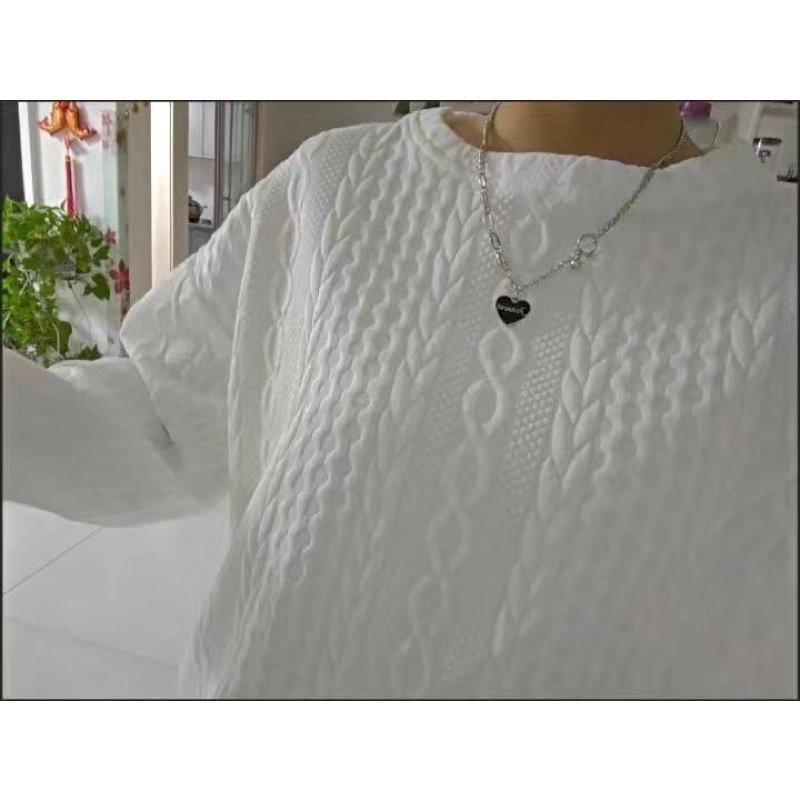 [SP mới cần đánh giá] Áo Sweater Hoạ Tiết Nổi, Áo Nỉ Dài Tay Dáng Rộng Màu Trắng QN95115 | BigBuy360 - bigbuy360.vn