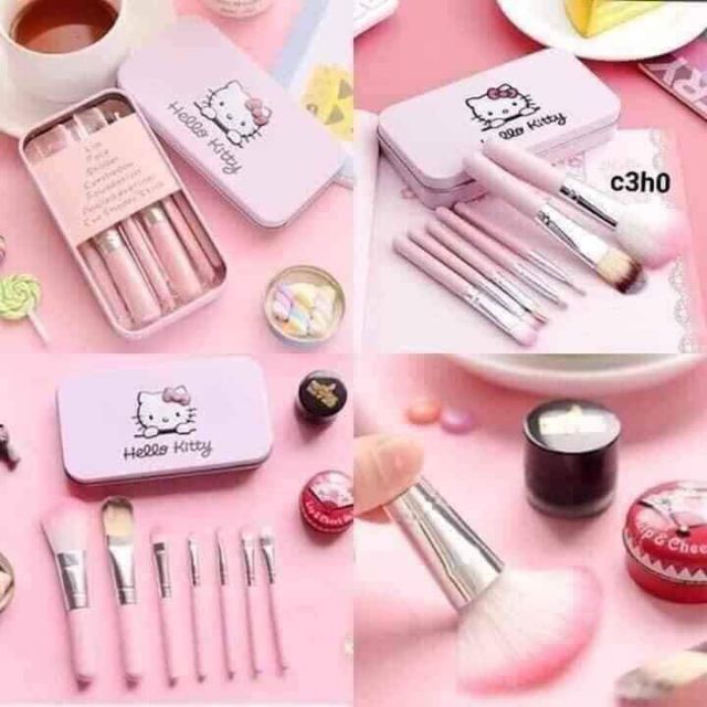 Bộ cọ trang điểm cá nhân Hello Kitty,,,