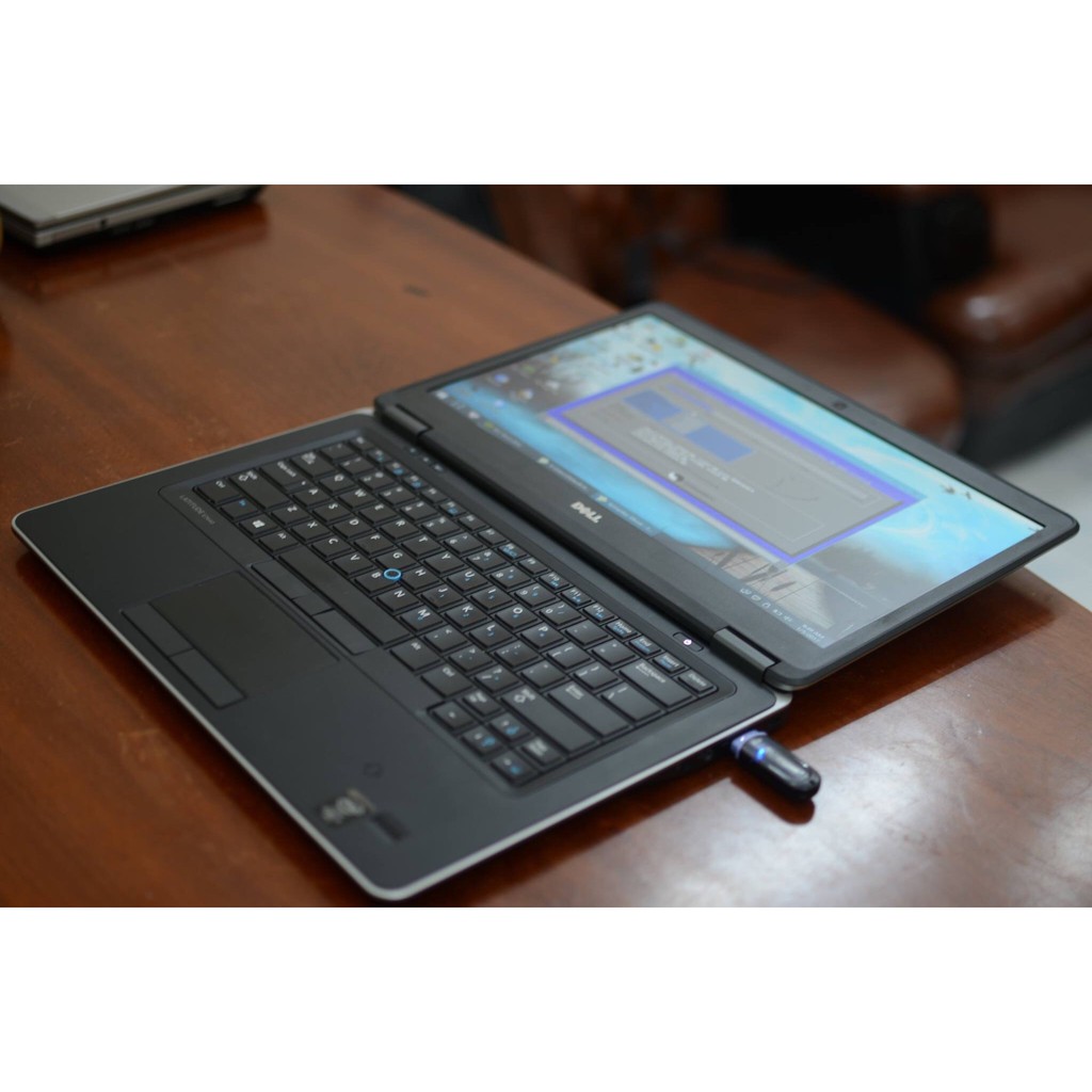 Máy tính laptop Dell Latitude E7440 (Core Haswell I5 4300U - RAM 4GB - Ổ cứng SSD 128GB ) Full Options, võ nhôm cao cấp