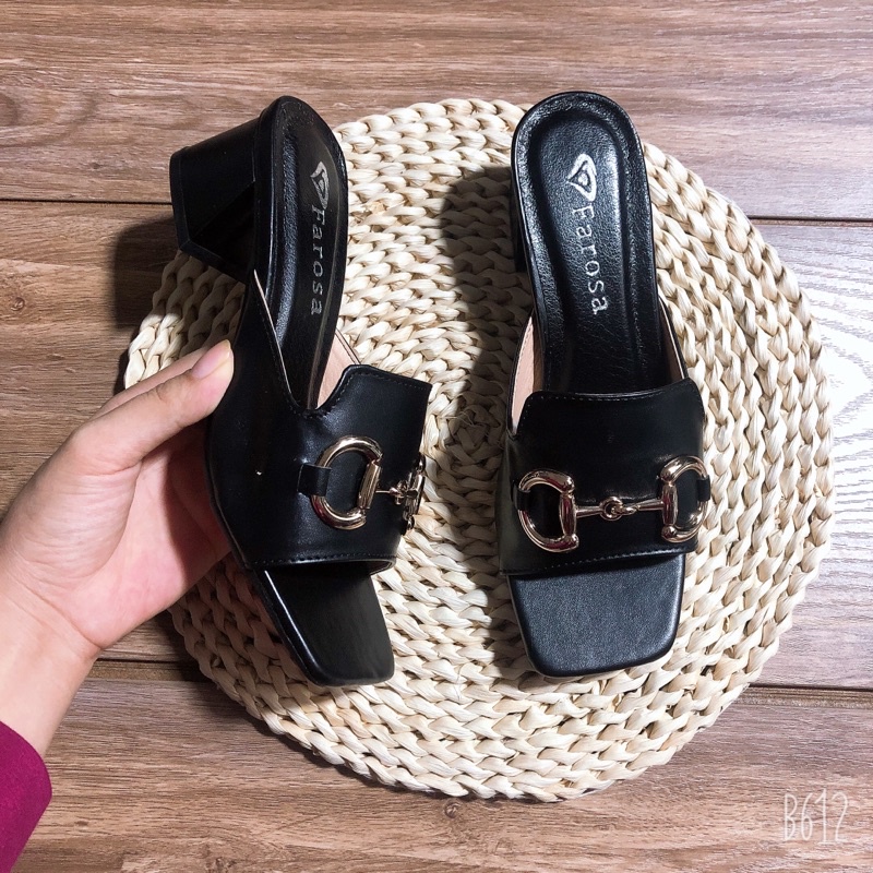 Dép nữ thời trang 3 màu phối quai xích ngang gót 5cm mẫu mới cực sang