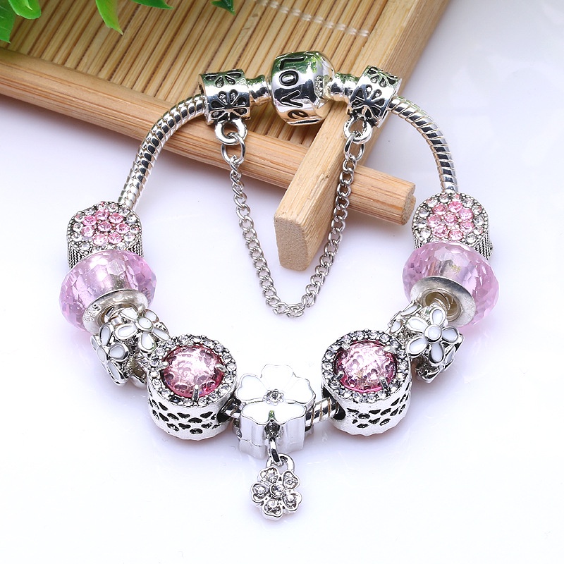 Vòng charm hồng vòng tay nữ phong cách châu Âu