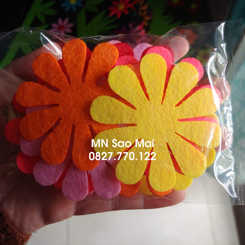 Túi 20 hoa vải nỉ 6 cm mầm non