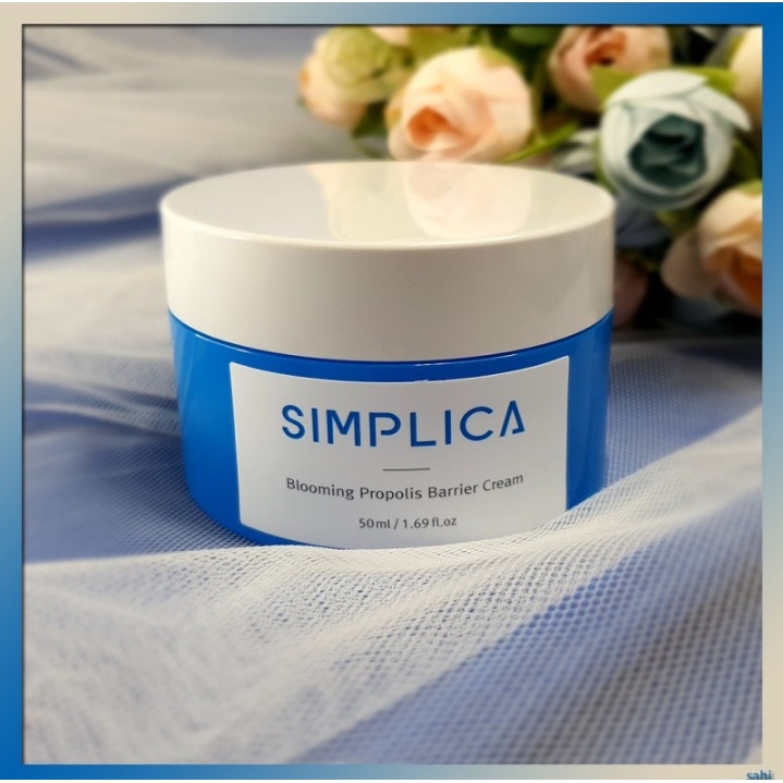 Kem dưỡng trắng,cấp ẩm giảm nếp nhăn SIMPLICA Blooming Propolis Barrier Cream Hàn Quốc
