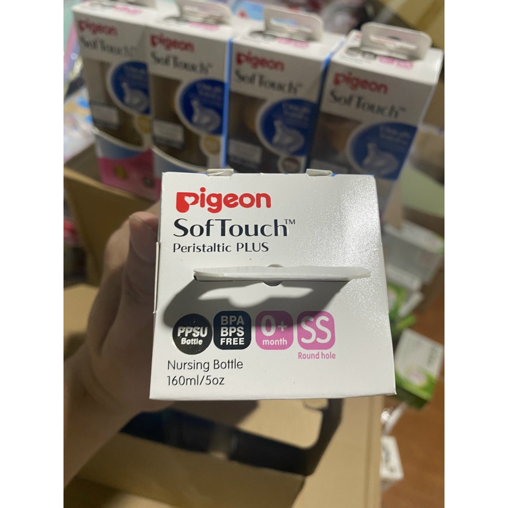 Bình Pigeon Softouch 160Ml/ 240M cổ rộng cao cấp hất liệu PPSU an toàn cho bé
