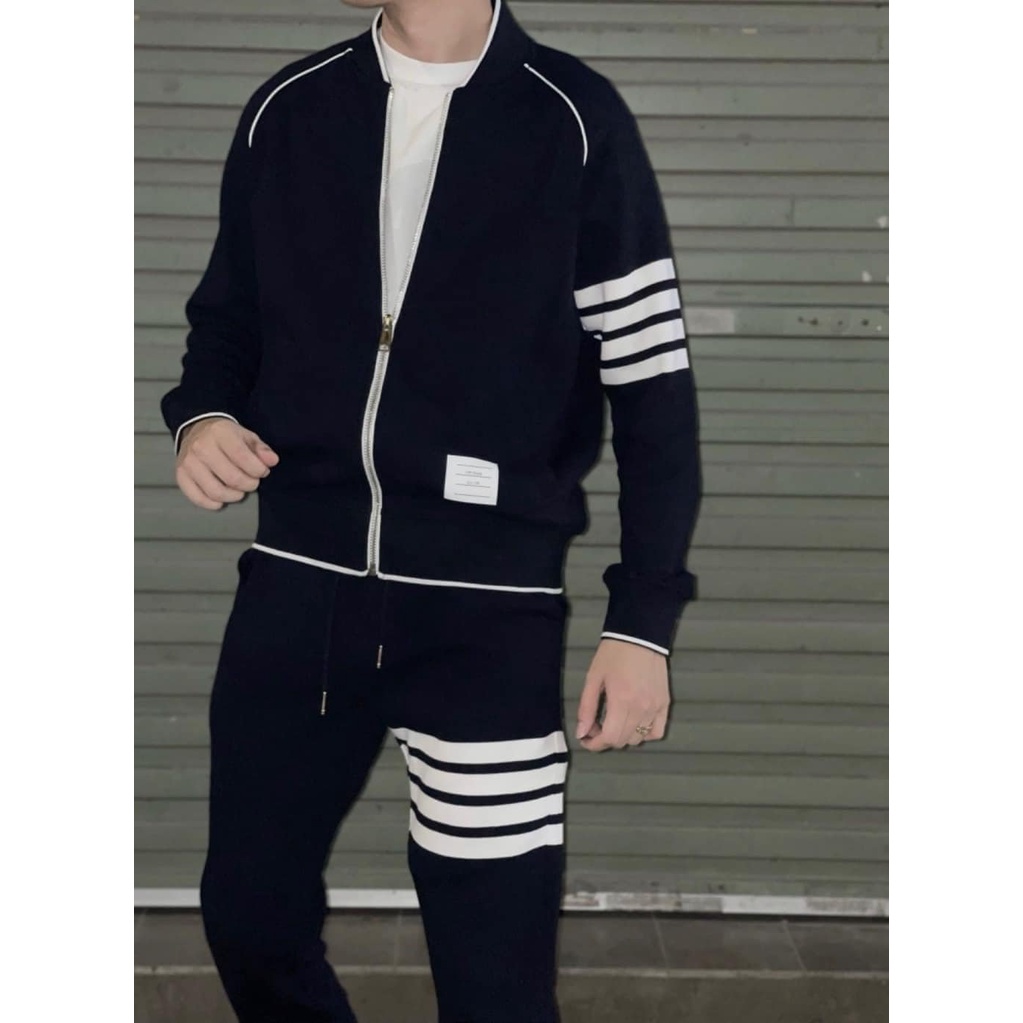 Bộ Thể Thao Viền 3 Sọc Vai Màu Đen Mix Viền Trắng Nổi Bật Đặc Biệt,Phong Cách Trẻ Trung Năng Động Phù Hợp Đi Học-Đi Chơi