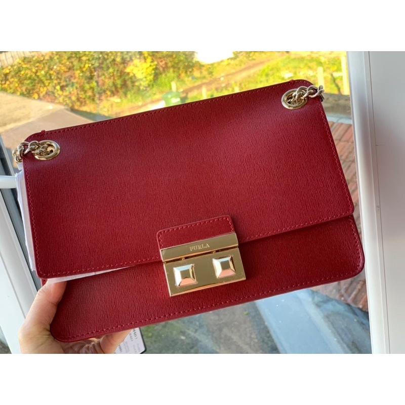 Oder Túi FURLA form nhỏ xinh