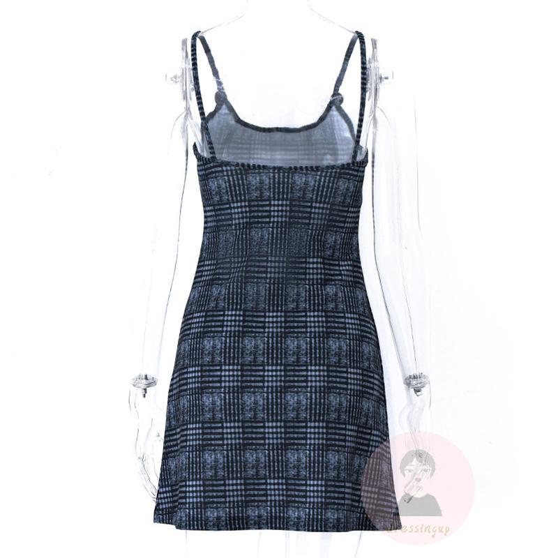 Đầm Hai Dây Mỏng Hở Lưng Họa Tiết Kẻ Sọc Bằng Kim Loại Trang Trí Dành Cho Bạn Nữ