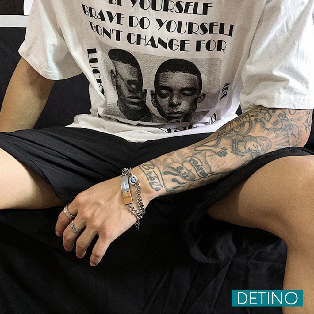 Vòng tay nam màu bạc titan mặt cười, vòng đeo tay nam cuban đẹp cao cấp không gỉ DETINO VT01