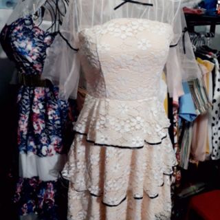 Đầm đi tiệc