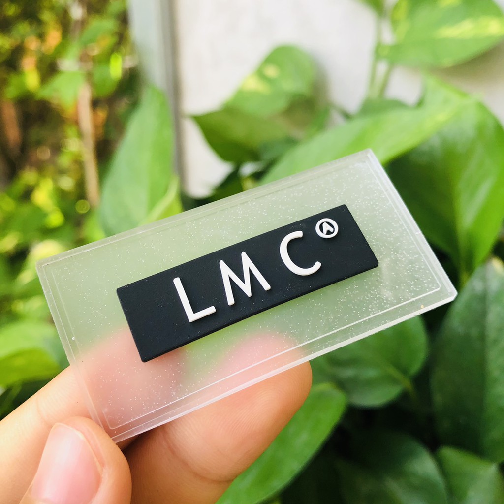 Nhãn mác cao su in ấn logo thương hiệu nhãn hàng cho may mặc.