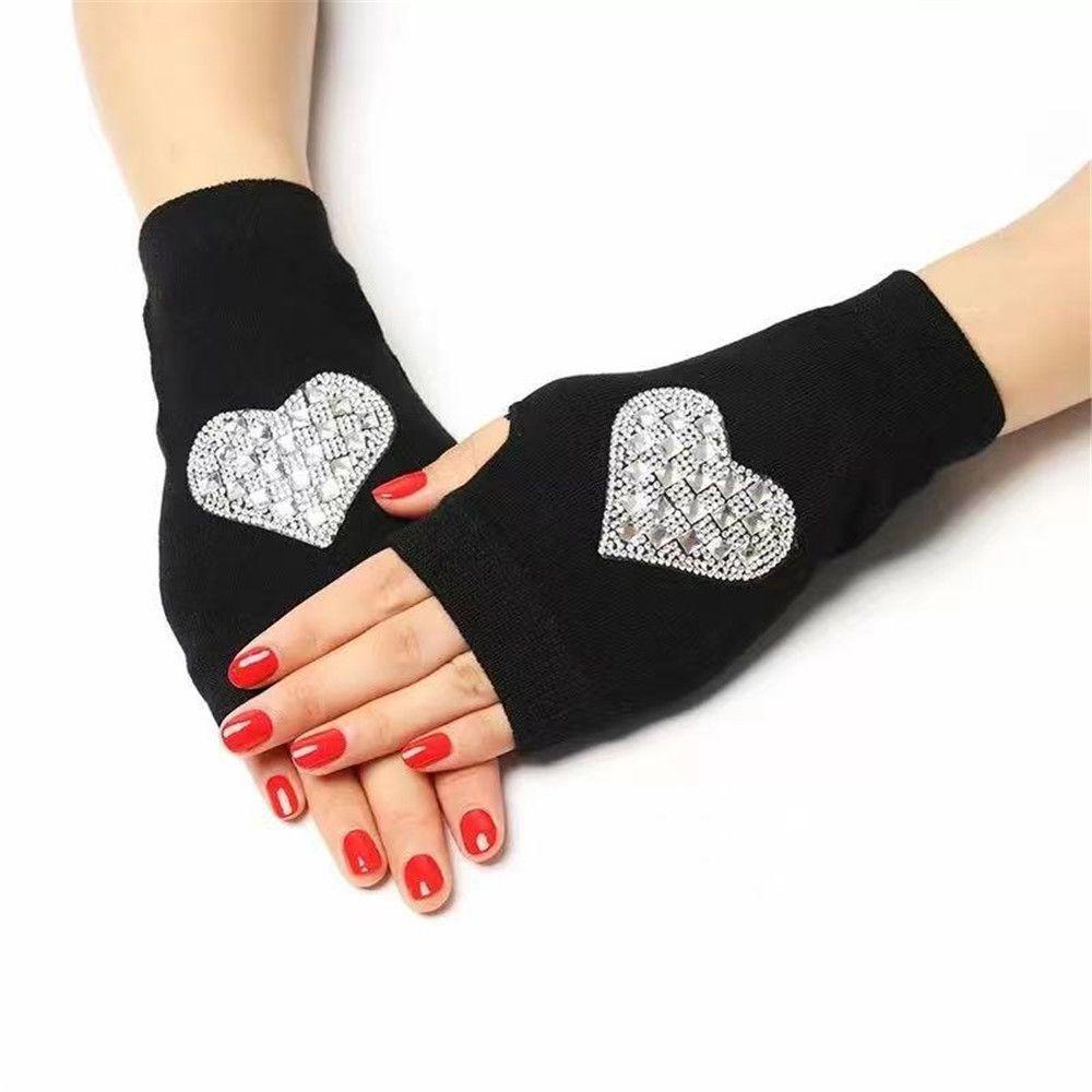 Găng Tay Len Hở Ngón Màu Đen In Hình Hoa Hồng Dễ Thương