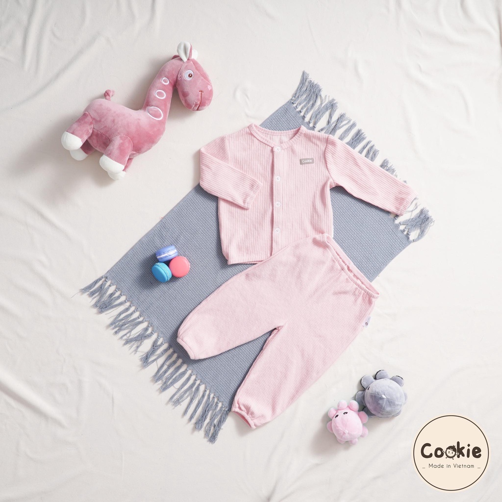 Bộ sơ sinh cài thẳng Cookie chất len cho bé