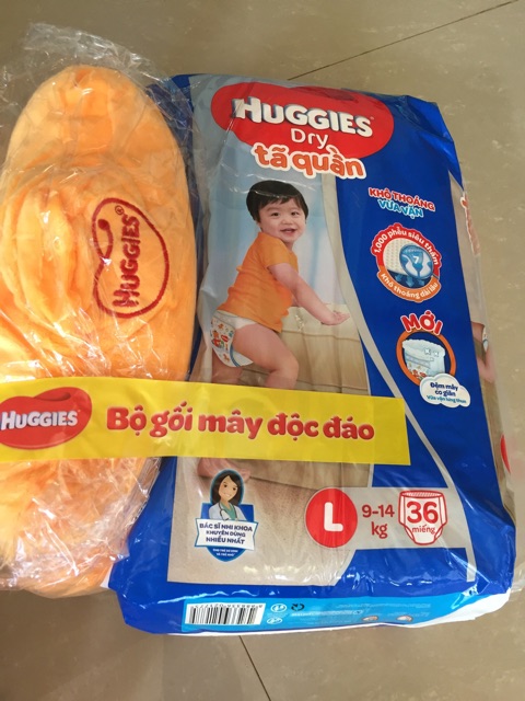 Tặng 1 gối kê đầu thú bông ngộ nghĩnh khi mua 1 bịch tã quần Huggies L36,L48,M40