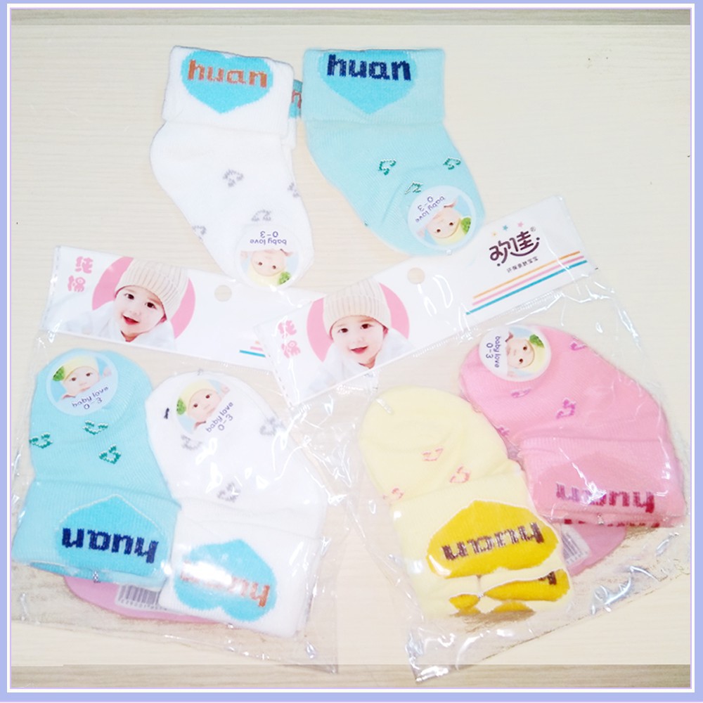 Vớ sơ sinh cho bé từ 0-3 tháng