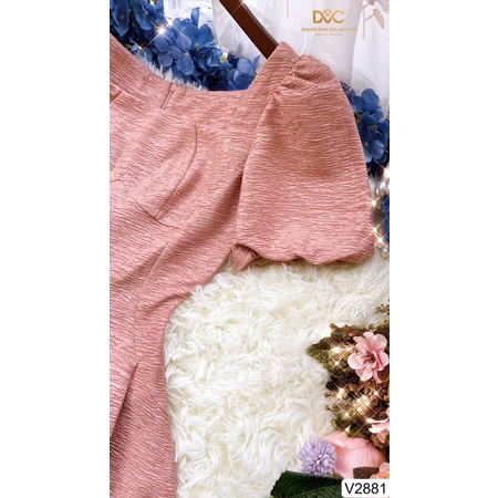 V2881 váy cổ vuông tay bồng màu cam